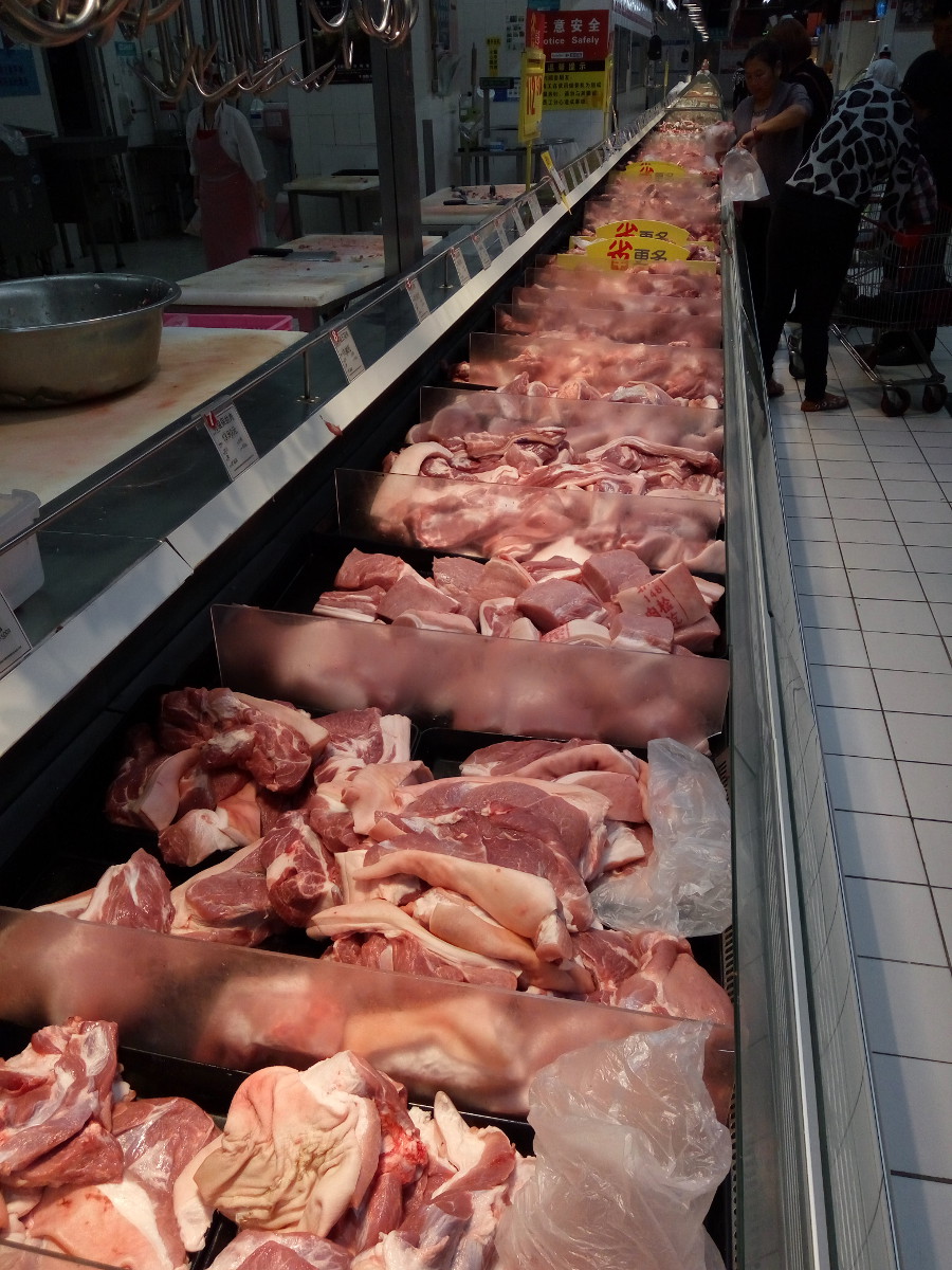 мясо в китайском супермаркете