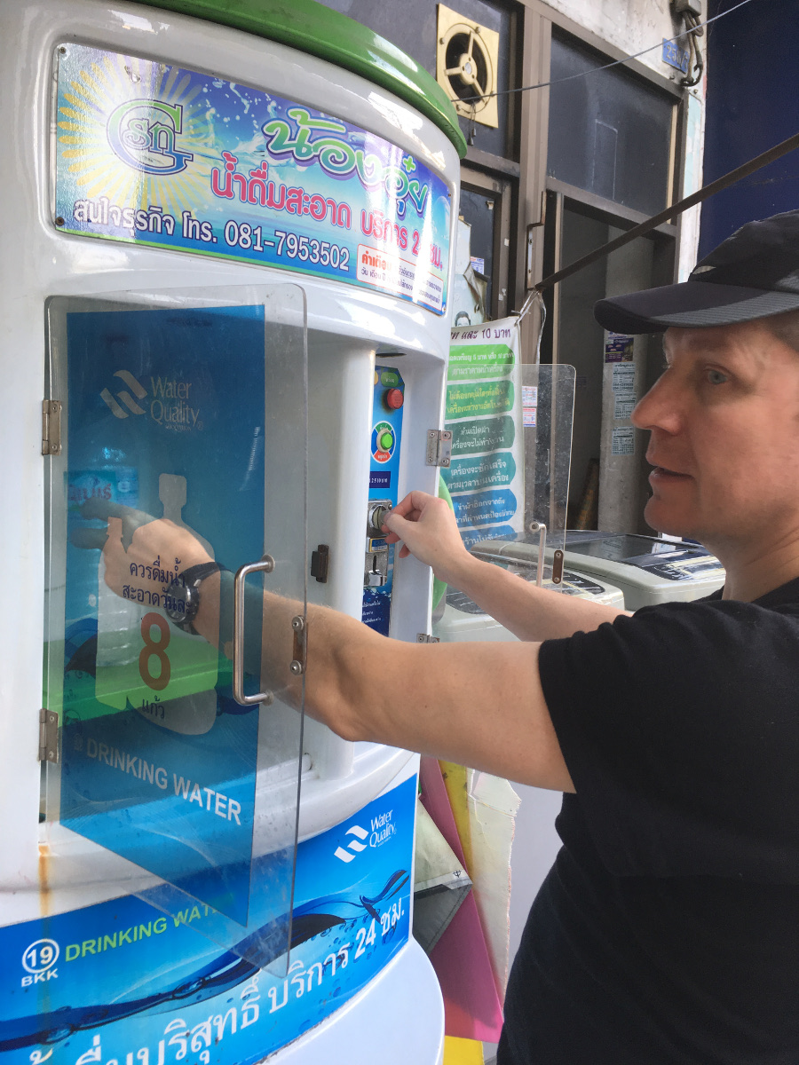 дешевая вода в Бангкоке 